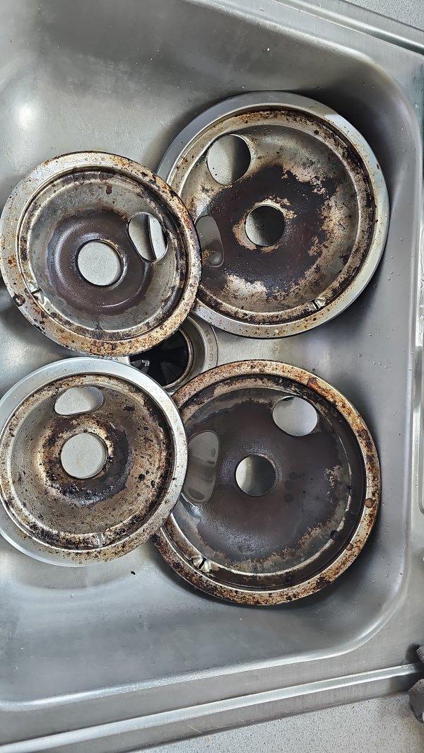 How to clean drip pans?   Any suggestions on clean..